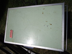 lot 124 image: Coleman Vintage Ice Chest