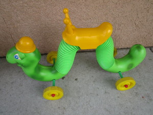 lot 146 image: Inch Ride on Toy