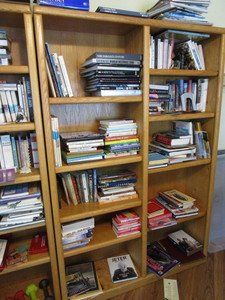 lot 6 image: Oak Bookcase