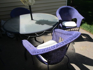 lot 13 image: Patio Set