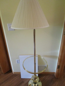 lot 160 image: Floor Lamp