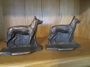 lot 167 image: Vintage Cast Bookends