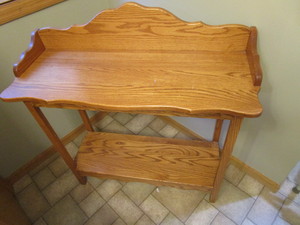 lot 201 image: Oak Hall Table