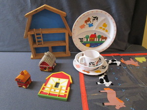 lot 220 image: Barnyard Themed