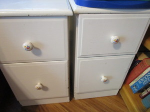 lot 228 image: Pair Night Stands