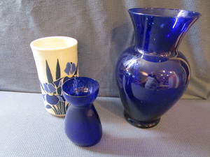 lot 232 image: Cobalt Vases, Pottery Vase