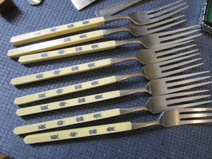lot 234 image: Forks, Entertaining Sets
