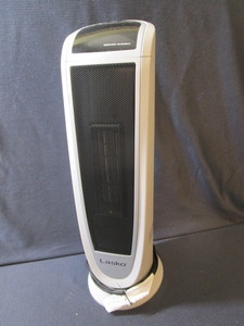 lot 256 image: Lasko Heater