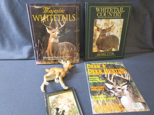 lot 267 image: Books Whitetails, Figure, Silhouette