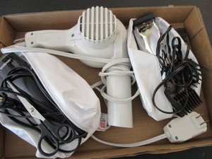 lot 275 image: Conair Hair Trimmers, Dryer