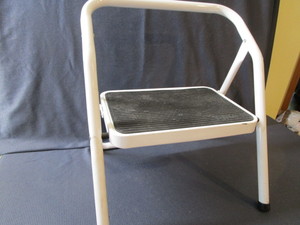 lot 283 image: Step Stool