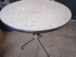 lot 310 image: MCM Patio Table