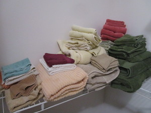 lot 367 image: Towels