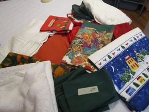 lot 388 image: Tablecloths