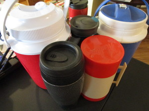 lot 397 image: Thermos & Water Bottles