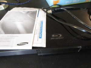 lot 401 image: Samsung Blue Ray Player