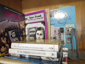 lot 405 image: Anne Frank Books