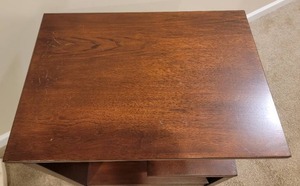 lot 6B image: Stunning Modern Design End Table B