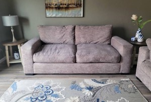 lot 1A image: Luxurious Grey Sofa by Albany