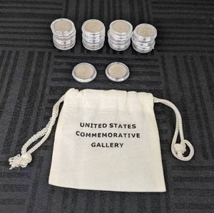lot 32 image: Lot of 25 Commemorative Buffalo Nickels From 2005
