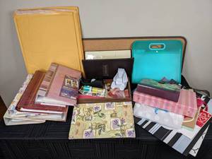 lot 116 image: Assorted Photo Books and Office Supplies