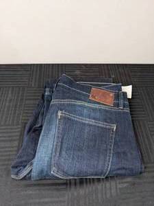 lot 64 image: New DL 1961 Mens Size 33 Jeans