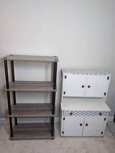 lot 141 image: Small Buffet with Drawers and Shelving Unit