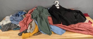 lot 75 image: Variety of Young GirlJunior Sized Clothing NEW Kokoon Blazer, UmGee, Pink Lilly, Etc E