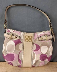 lot 17 image: Brand NEW Coach Womans Pink and Tan Shoulder Bag E