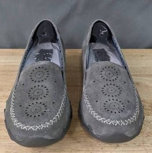 lot 74 image: NEW Womans Skechers Expressway in Charcoal Size 9.5 K