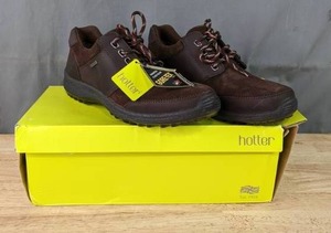 lot 48 image: NEW Hotter Gore Tex Womans Size 10 Sneakers K