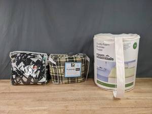 lot 164 image: Pair of Full Bed Sheet Sets and Room Essentials Full Bed Foam Mattress Topper K