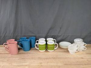 lot 154 image: Teacup and Saucer Set and 9 Colorful Mugs K