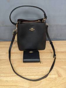 lot 21 image: Gorgeous Brown Coach Purse and Wallet  A