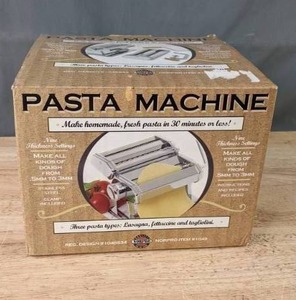 lot 176 image: NEW Norpro Pasta Machine B