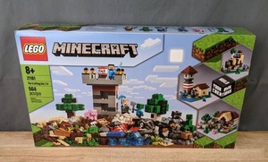 lot 45A image: New Lego Minecraft The Crafting Box 3.0  M