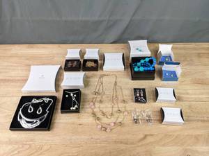lot 44A image: NEW Avon Jewelry 5 Necklaces and Many Earrings K