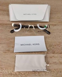 lot 79A image: NEW Michael Kors Glasses with Display Lenses L