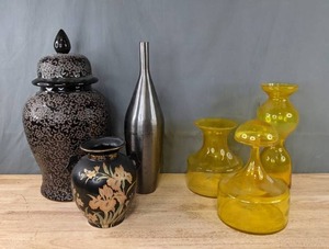 lot 241 image: Gorgeous Collection of Decorative Vintage Vases and Urns D