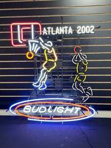 lot 26 image: Bud Light Atlanta 2002, Basketball, animated slam dunk neon, RARE
