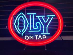 lot 91 image: Oly On Tap neon