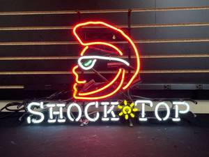 lot 100 image: Shocktop neon
