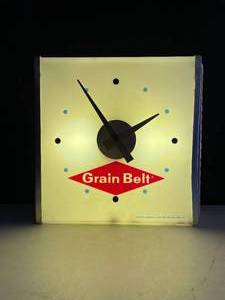 lot 19 image: Grain Belt Beer internally lit clock