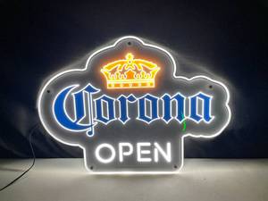 lot 41 image: Corona Open Krystal LED, NIB