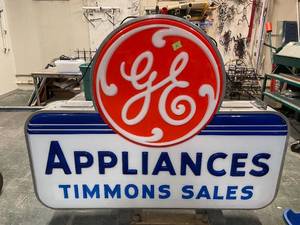 lot 11 image: GE Appliances, double-sided, illuminated sign