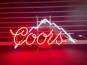 lot 209 image: Coors mountain neon