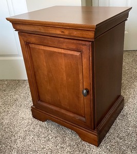 lot 42 image: Wooden Cabinet  Side Table