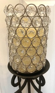 lot 91 image: Charming Candle Decor and Metal Stand