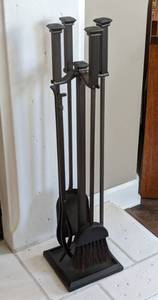 lot 25 image: Dark Bronze Fireplace Tool Set