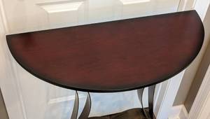 lot 26 image: Bombay Crescent Accent Table
